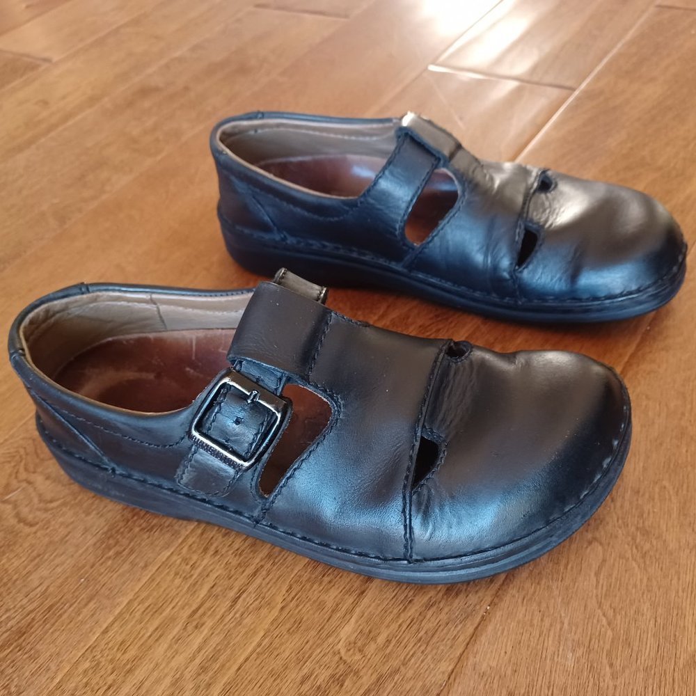 Birkenstock 39 EU (Women 8)